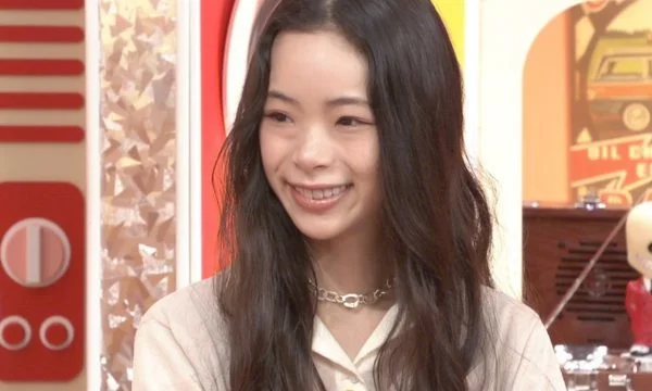 趣里